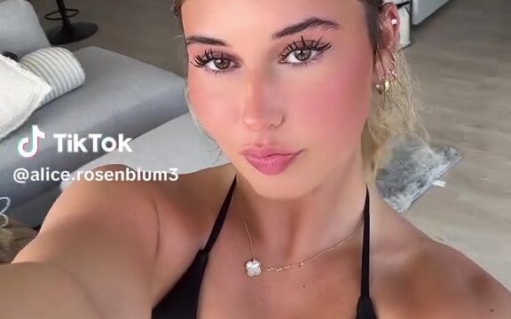 Alice Rosenblum Onlyfans video showing off her huge breasts!!!